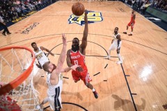 勇士续约悬念，火箭不冒险策略下伊森续约喜讯